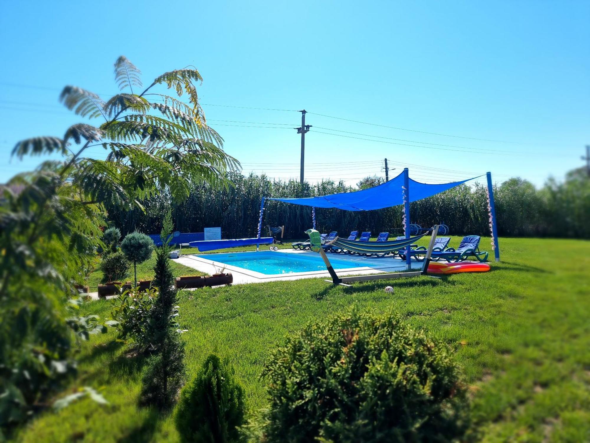 Casa Cu Trandafiri Murighiol Kültér fotó